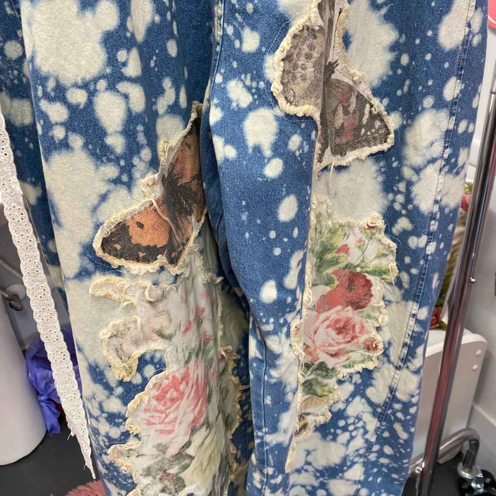 A Rare Bird Floral Jumpsuit - Picture 6 of 7